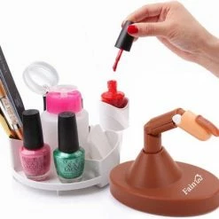 Fain Oefenhand Voor Nagels Nail Trainer Vinger All-in-1 Set Incl. 80 Kunstnagels Nail Art Nagel Set Nail Trainer Hand 24 Fain Oefenhand Voor Nagels Nail Trainer Vinger All-in-1 Set Incl. 80 Kunstnagels Nail Art Nagel Set Nail Trainer Hand -Givenchy-winkel 550x437 1