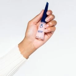 Herome Base Coat - Vult Oneffenheden Op Maakt De Nagel Egaal En Glad - Beschermt Tegen Verkleuren - TFS Hars- En Tolueenvrij - 10ml. 13 Herome Base Coat - Vult Oneffenheden Op Maakt De Nagel Egaal En Glad - Beschermt Tegen Verkleuren - TFS Hars- En Tolueenvrij - 10ml. -Givenchy-winkel 550x484 3