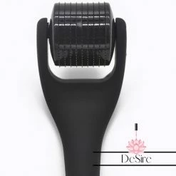 Desire Derma Roller - 540 Needle - 0.5 MM Naald - Steriel Verpakt - Skin Roller - Huid Verzorging - Huidverzorging - Dermaroller - Baardgroei Stimuleren - HaarGroei Stimulatie - Haar En Huid - Strakke Huid - Acné - Puisten - Striae - Littekens 11 Desire Derma Roller - 540 Needle - 0.5 MM Naald - Steriel Verpakt - Skin Roller - Huid Verzorging - Huidverzorging - Dermaroller - Baardgroei Stimuleren - HaarGroei Stimulatie - Haar En Huid - Strakke Huid - Acné - Puisten - Striae - Littekens -Givenchy-winkel 550x531 9