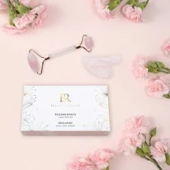 Belleza Rodante Rozenkwarts Jade Roller & Gua Sha Steen - Gezichtsroller - Gezichtsmassage - Rose Quartz - Steen Der Liefde - Met Giftbox 14 Belleza Rodante Rozenkwarts Jade Roller & Gua Sha Steen - Gezichtsroller - Gezichtsmassage - Rose Quartz - Steen Der Liefde - Met Giftbox -Givenchy-winkel 550x550 1011