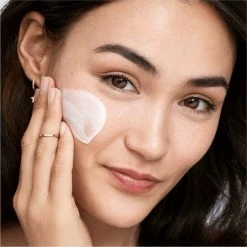 Olay Regenerist Dagcrème - Voor Het Gezicht Met SPF30 - 50ml 14 Olay Regenerist Dagcrème - Voor Het Gezicht Met SPF30 - 50ml -Givenchy-winkel 550x550 322