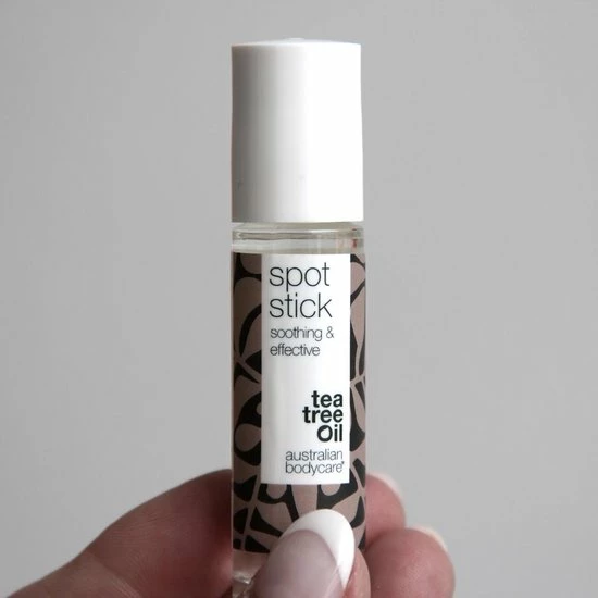 Australian Bodycare Spot Stick 9 Ml - Roll-on Stick Met Tea Tree Olie Tegen Mee-eters, Puistjes En Pukkels - Eerste Hulp Bij Opkomende Puistjes 4 Australian Bodycare Spot Stick 9 Ml - Roll-on Stick Met Tea Tree Olie Tegen Mee-eters, Puistjes En Pukkels - Eerste Hulp Bij Opkomende Puistjes - Afbeelding 4