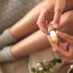 Kneipp Lippenbalsem - Sensitive Care 13 Kneipp Lippenbalsem - Sensitive Care -Givenchy-winkel 550x550 403