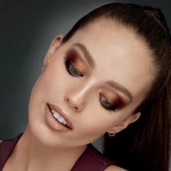 Maybelline The Burgundy Bar Oogschaduw En Highlighter Palette – Limited Edition 27 Maybelline The Burgundy Bar Oogschaduw En Highlighter Palette – Limited Edition -Givenchy-winkel 550x550 853