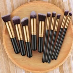 Evvie Set Van 10 Make-up Kwasten Met Beauty Blender (2x) En Brushegg In Etui - Zwart/goud 10 Evvie Set Van 10 Make-up Kwasten Met Beauty Blender (2x) En Brushegg In Etui - Zwart/goud -Givenchy-winkel 550x550 857