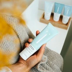 Na?f Na F Gezichtsreiniger - Face Wash 100ml - Gezichtsverzorging - Met Natuurlijke Ingredi Nten -Givenchy-winkel 550x658 4