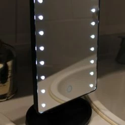 United Entertainment - Spiegel Met LED Verlichting - 29x17 Cm - Zwart -Givenchy-winkel 550x824 3